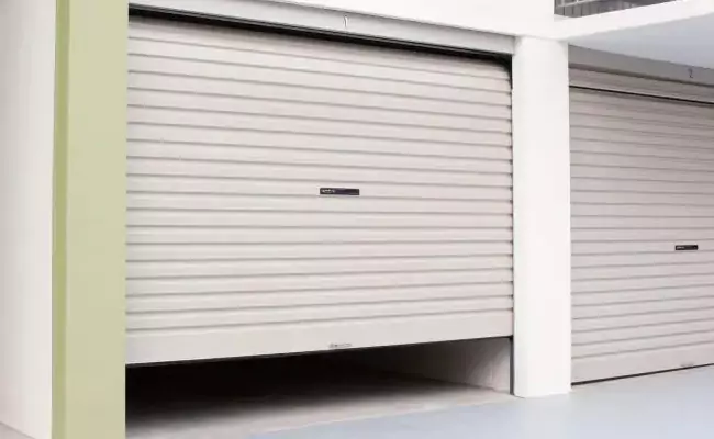 jasa tukang service pintu rolling door Denpasar Bali